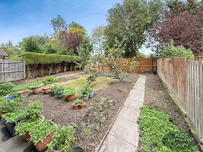 Property photo 2 of 8 Photo 7
