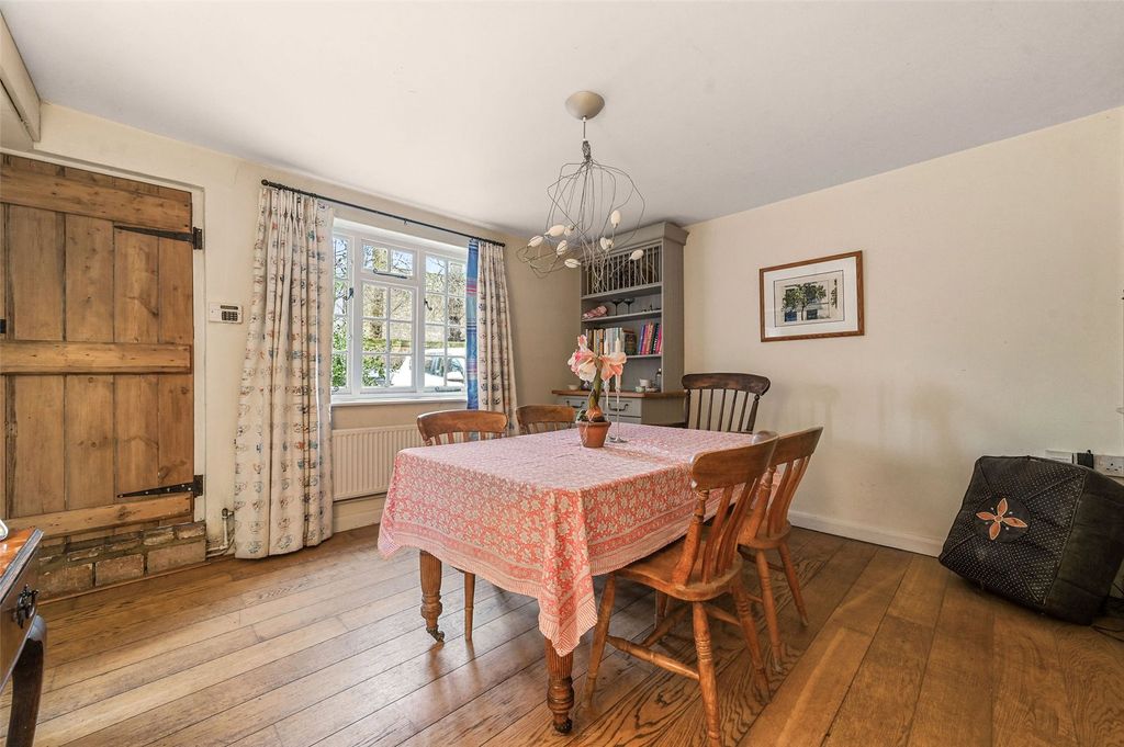 Property photo 3 of 22 Picture No. 05