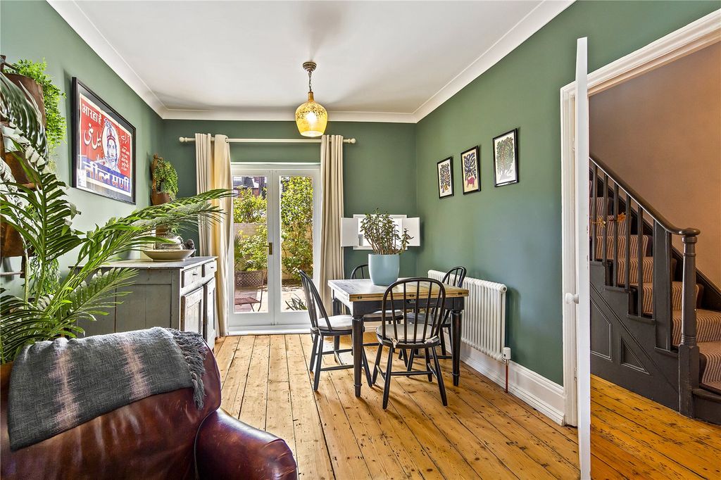 Property photo 3 of 17 Picture No. 05