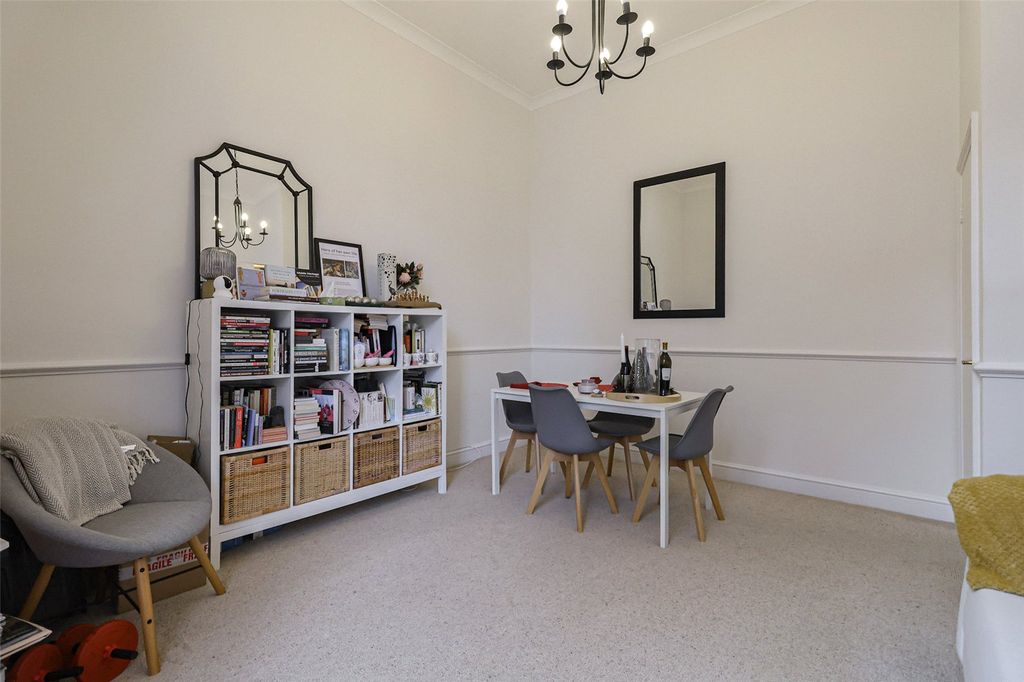 Property photo 3 of 14 Picture No. 21