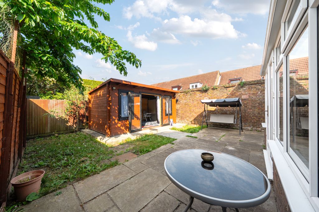 Property photo 2 of 13