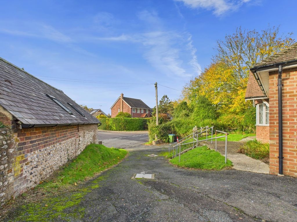 Property photo 2 of 20 Photo 14