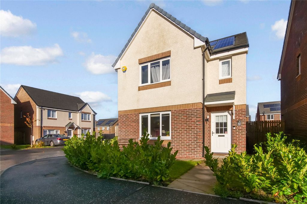 Property photo 1 of 19 Exterior