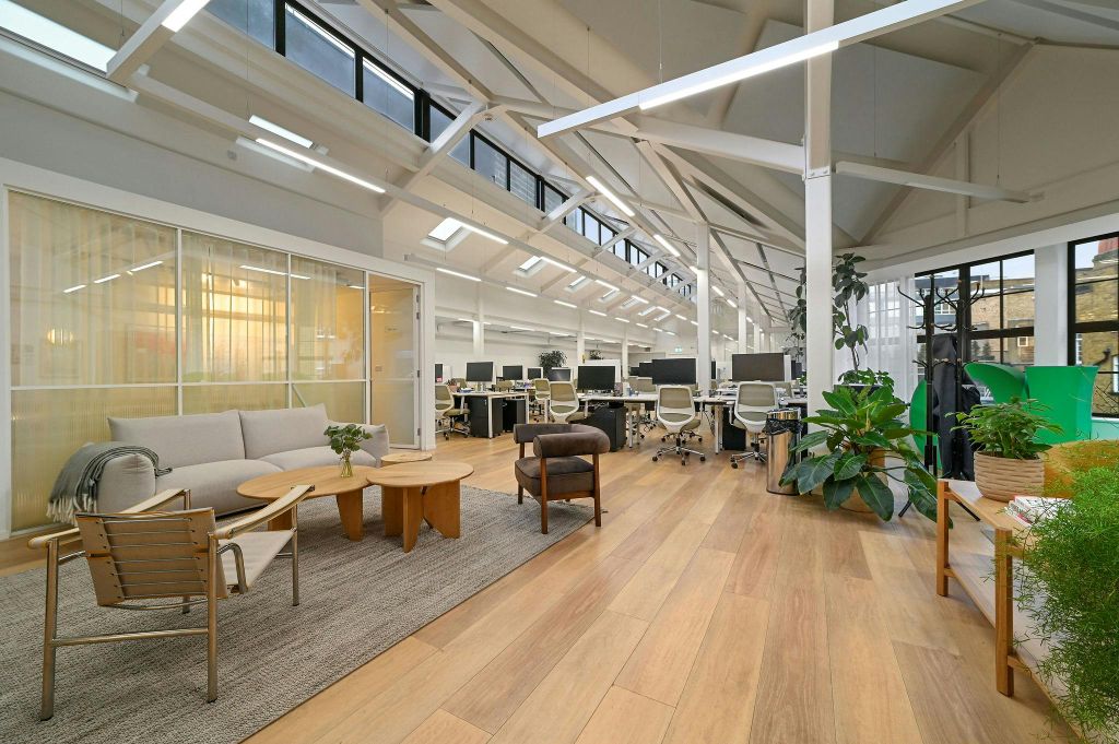 Property photo 1 of 12 Embcoldstreet4.Jpg