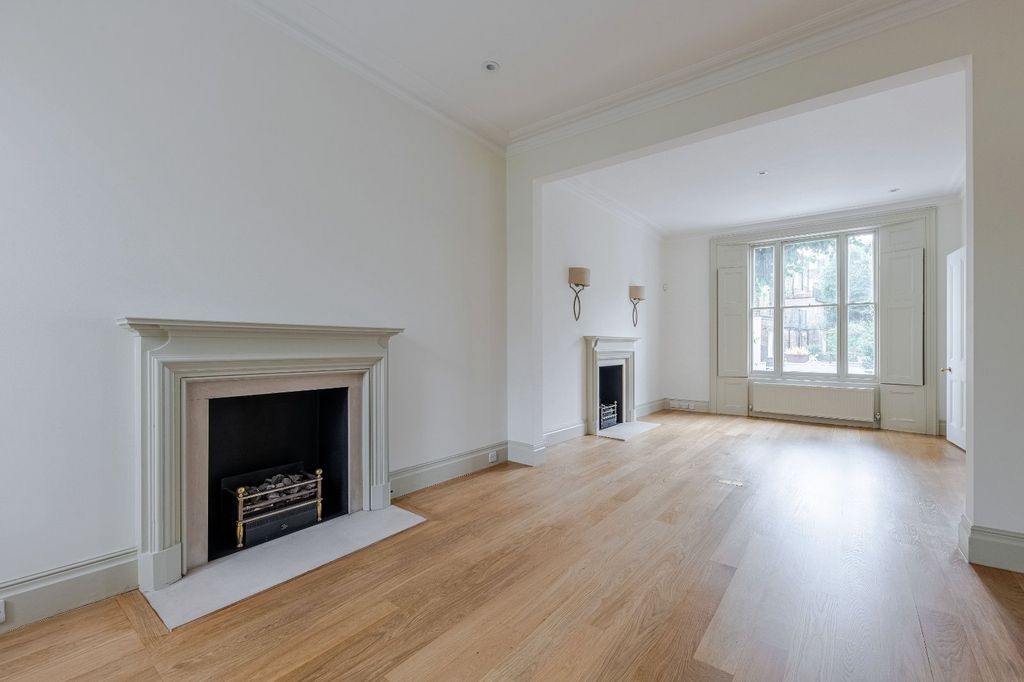 Property photo 2 of 17 Reception Room
