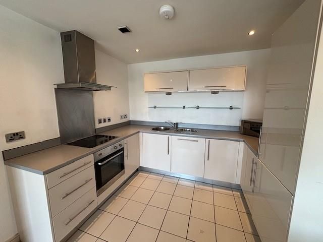 Property photo 3 of 16 Kitchen
