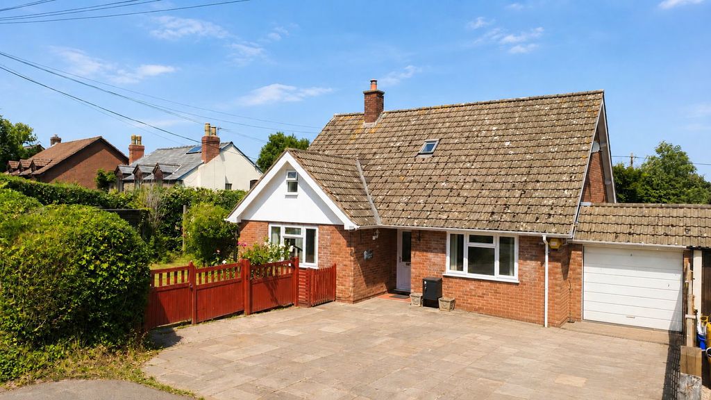 Property photo 3 of 21
