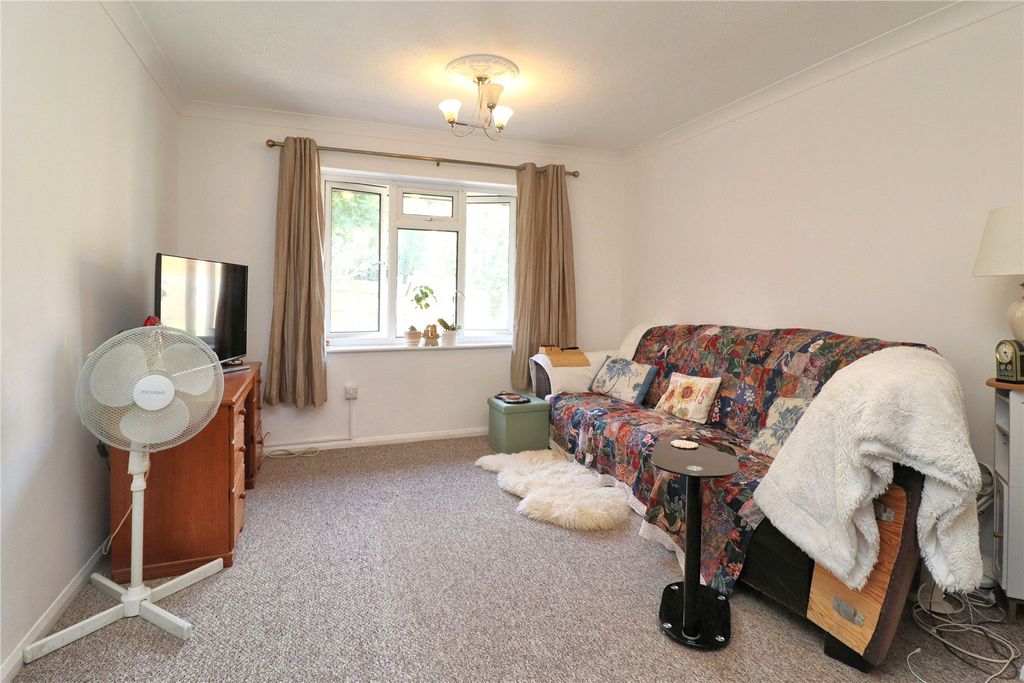 Property photo 3 of 11 Picture No. 05