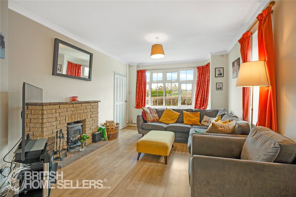 Property photo 3 of 15 Picture No. 12