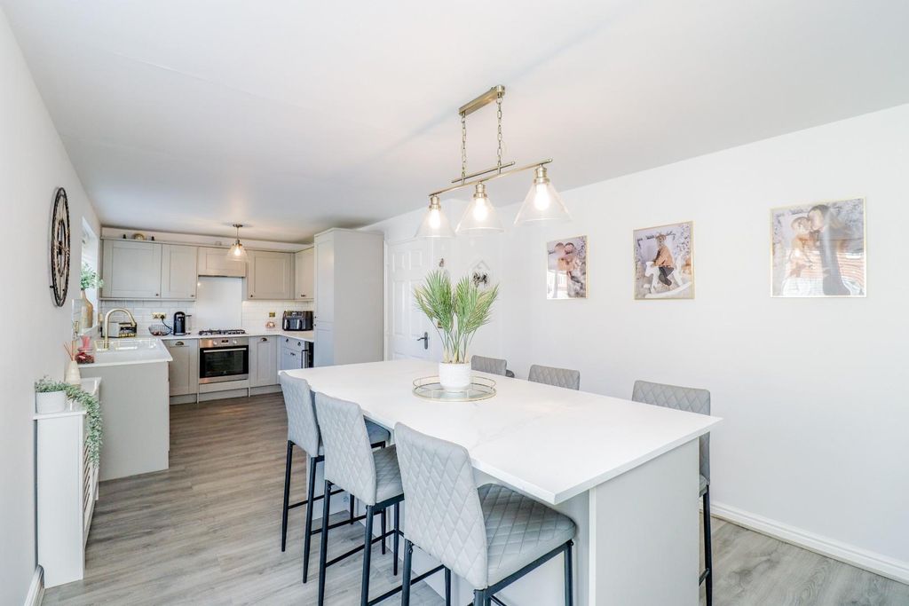 Property photo 2 of 32 Open Plan Kitchen/ Diner