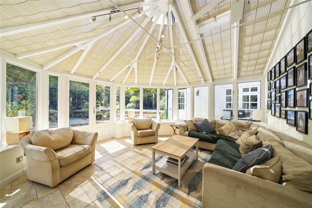 Property photo 3 of 19 Picture No. 04