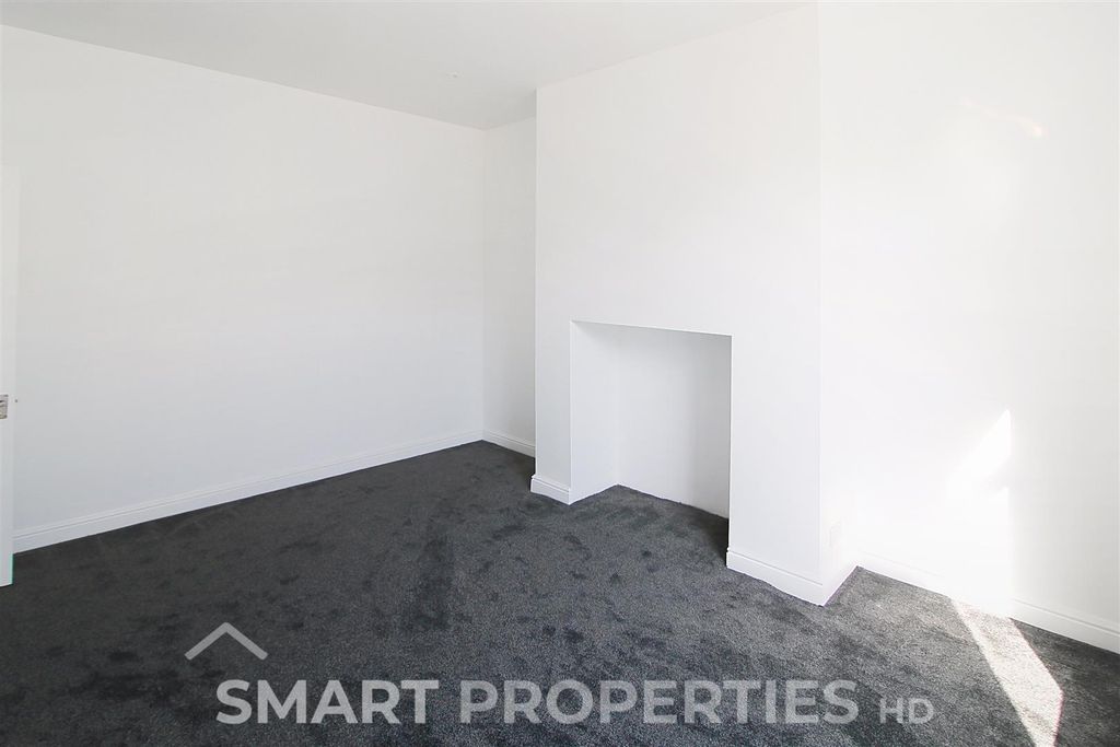 Property photo 2 of 7 17-Dewhurst-Road_00003.Jpeg