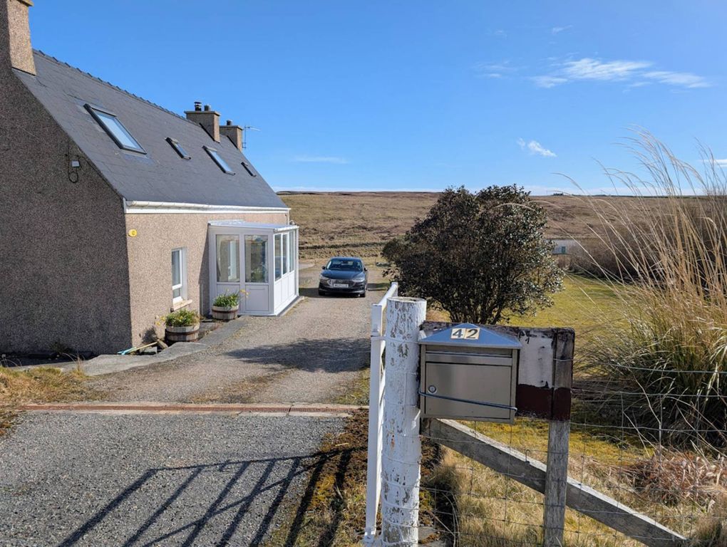 Property photo 1 of 30