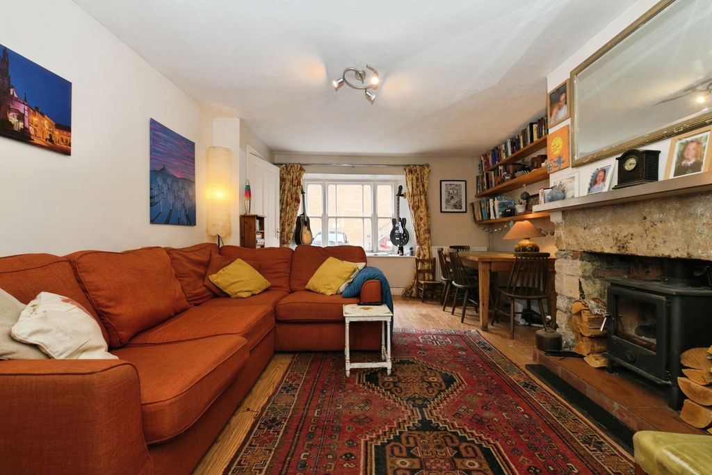 Property photo 3 of 15 Pbox-Img.Jpg