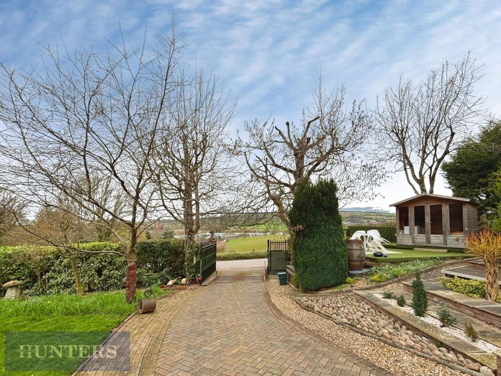 Property photo 2 of 13 Cfe6A972-Img_1817.Jpeg