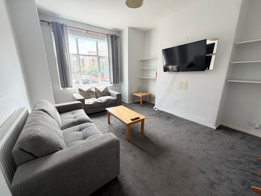 Property photo 2 of 15