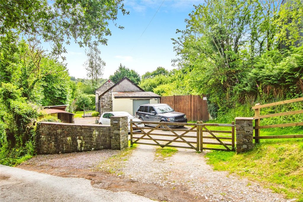 Property photo 2 of 21 Picture No. 22