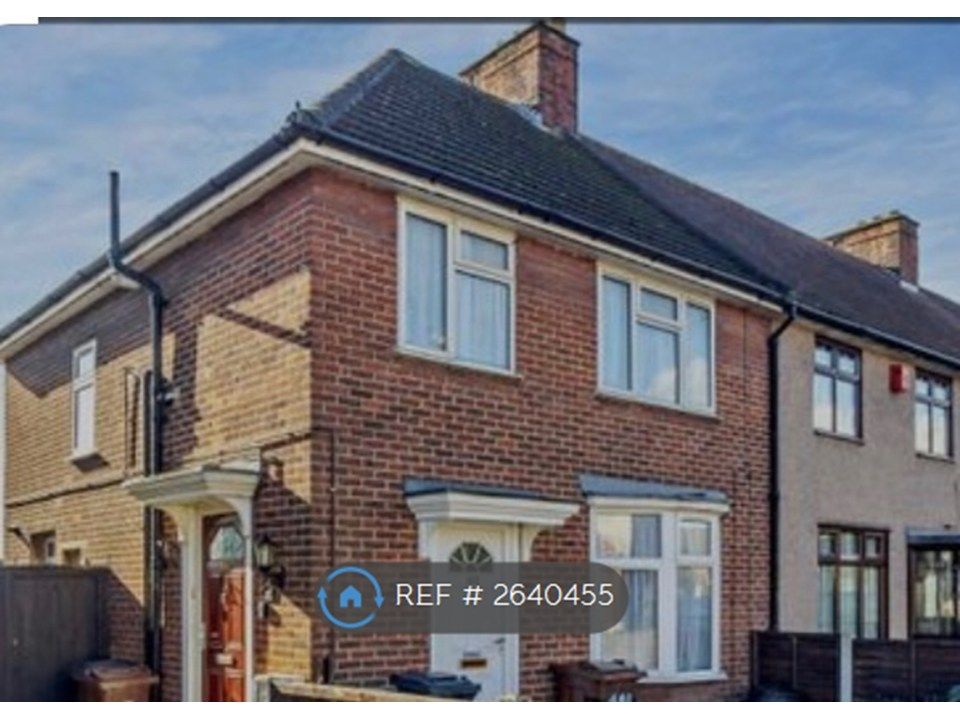 Property photo 2 of 11