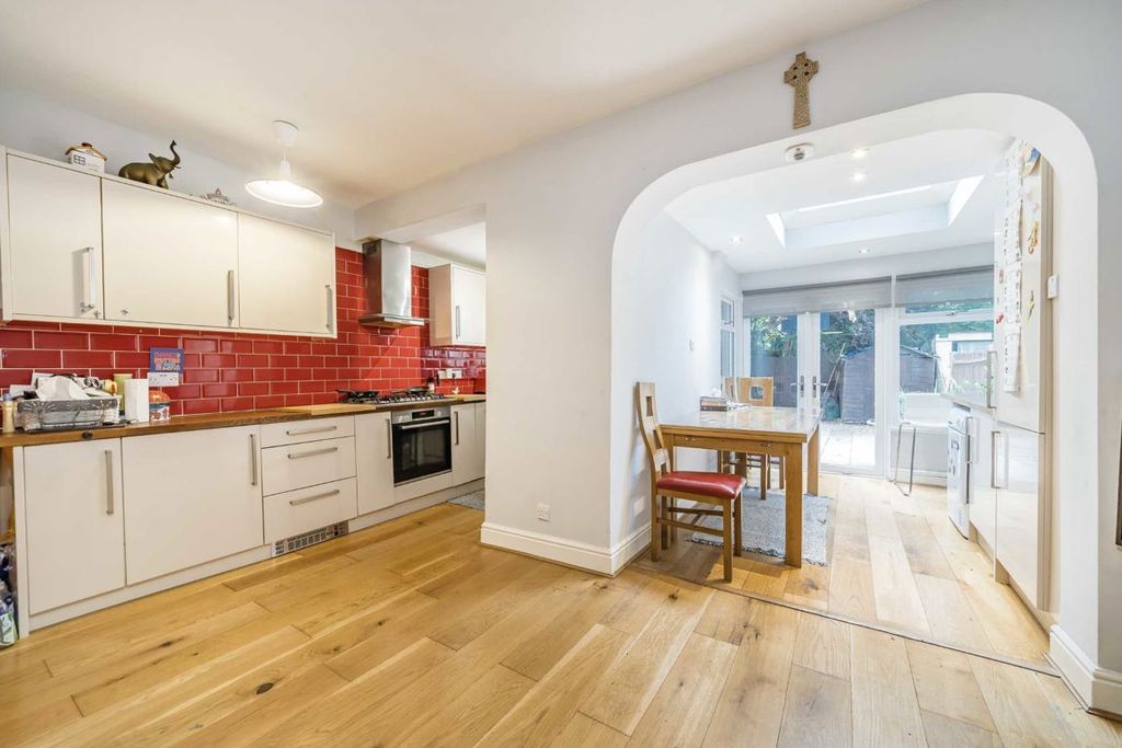 Property photo 2 of 15