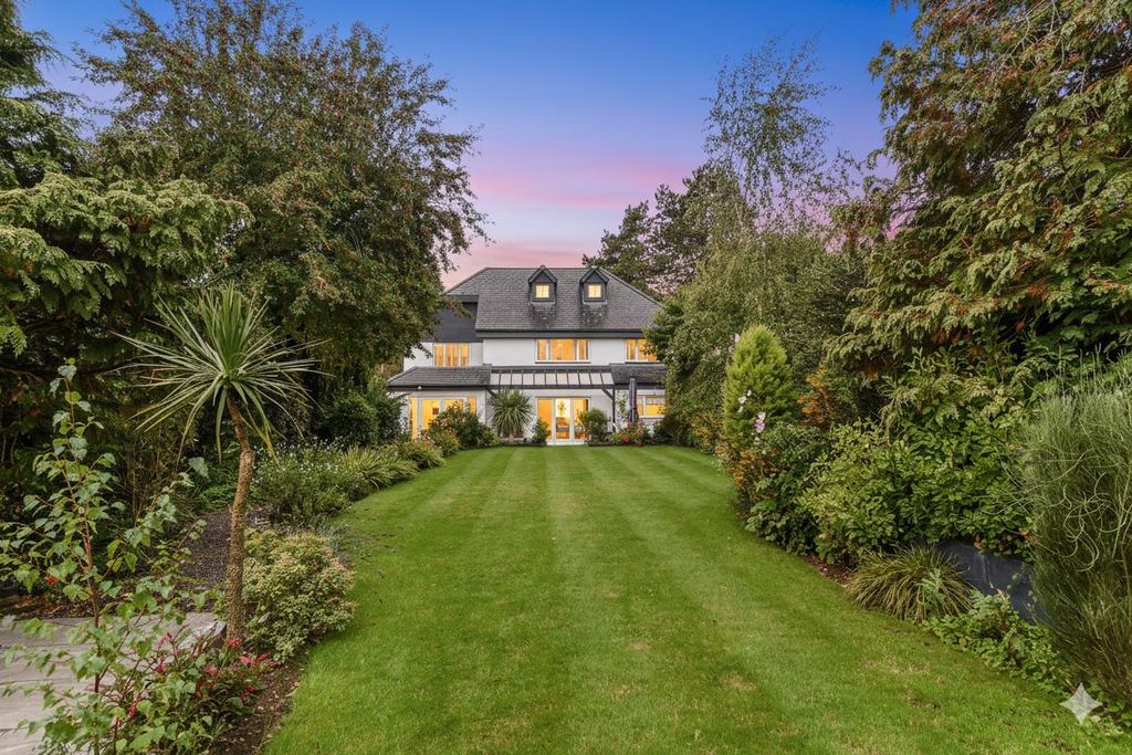 Property photo 2 of 49 3Dca7975-030A-41c1-8c9A-A85Bde77Ec65.Png