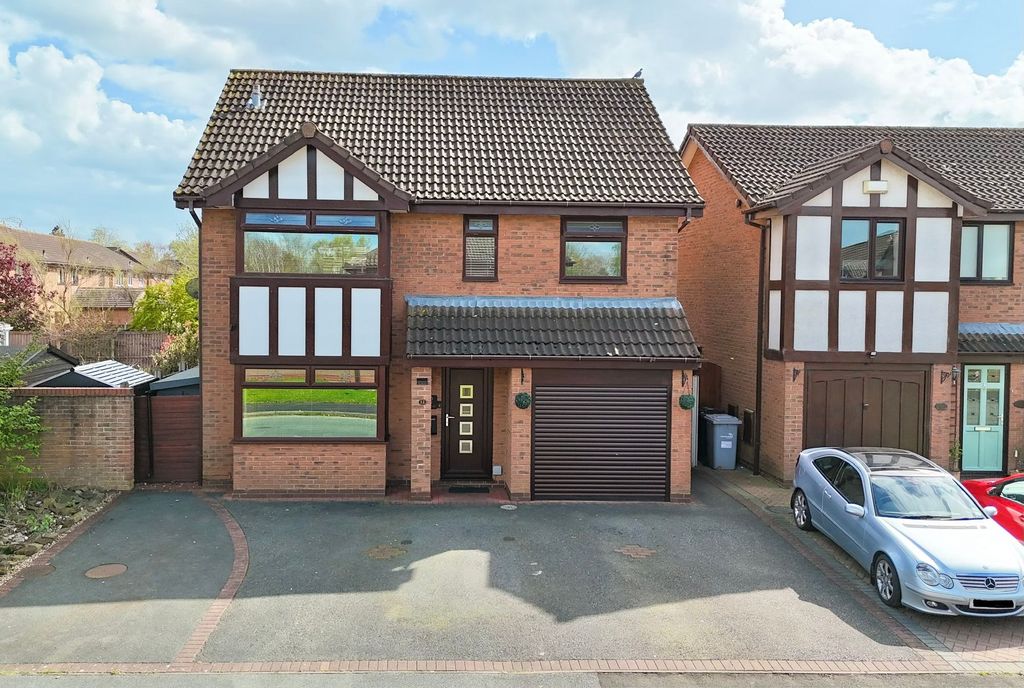 Property photo 1 of 26