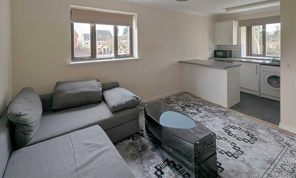 Property photo 1 of 6 Main Picture