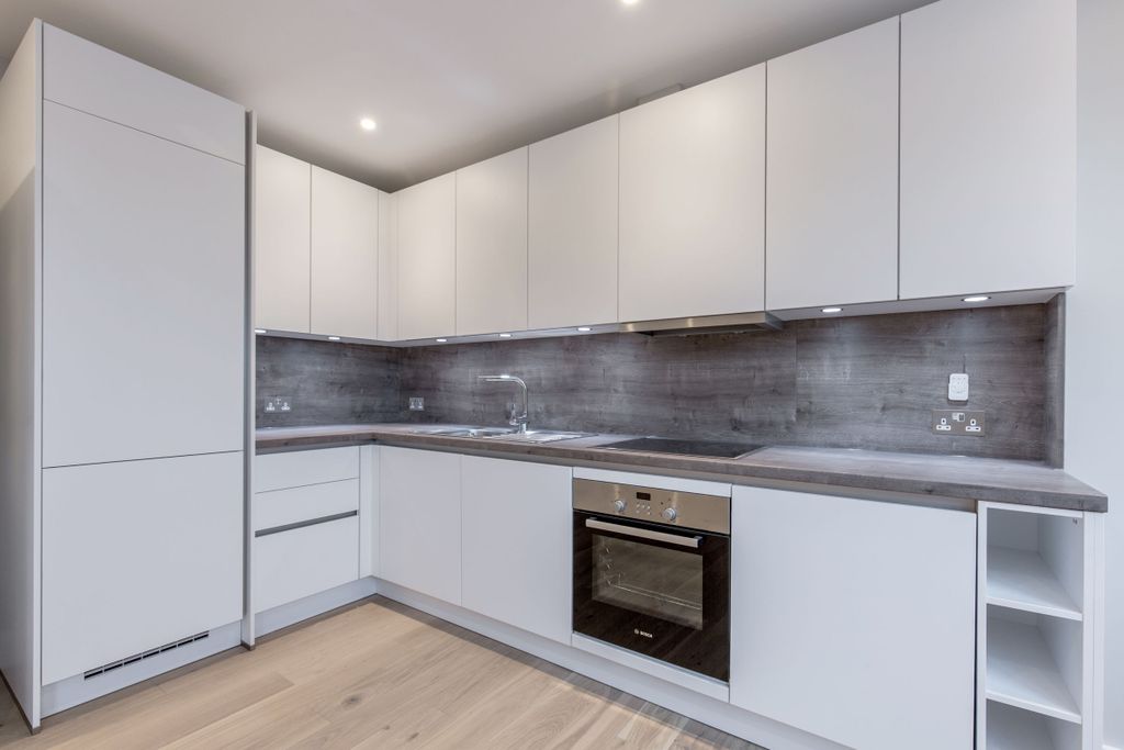 Property photo 1 of 9 Kitchen (Example)
