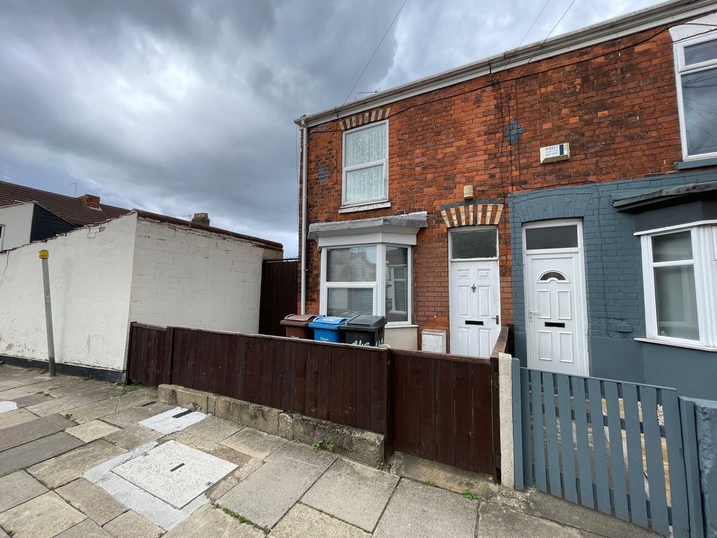 Property photo 1 of 8