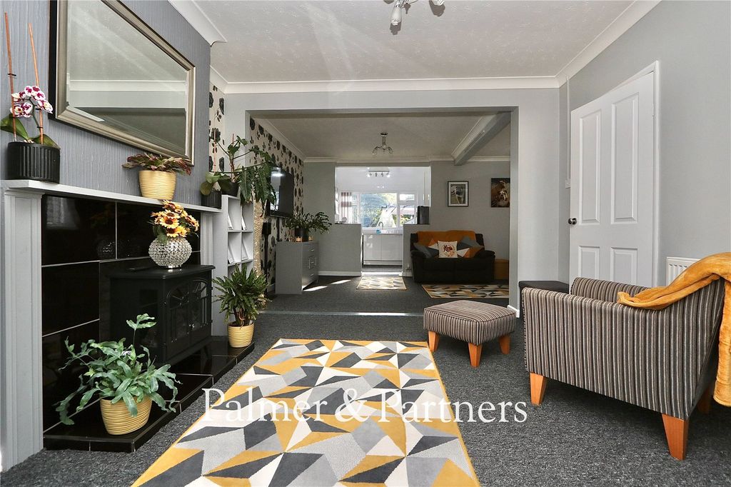 Property photo 3 of 27 Picture No. 03