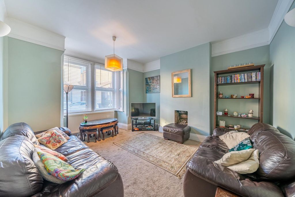 Property photo 3 of 23 Living Room