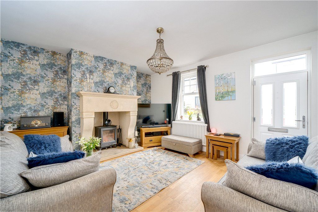 Property photo 3 of 25 Elegant Sitting Room