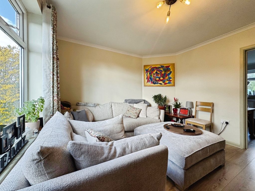 Property photo 3 of 21 Pbox-Img.Jpg