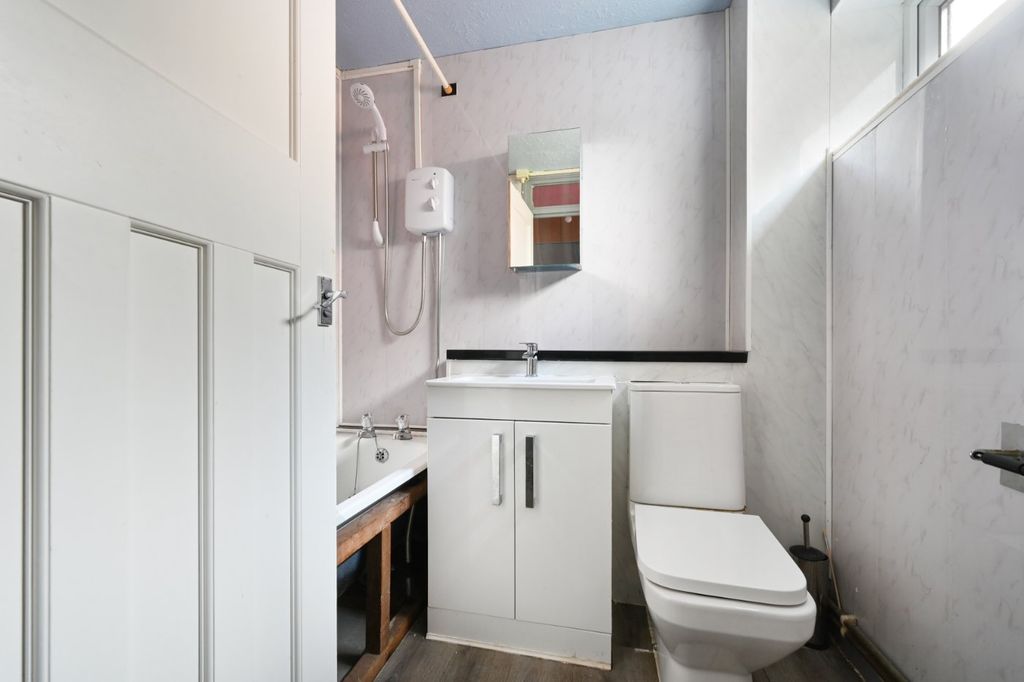 Property photo 2 of 15 Picture No. 01