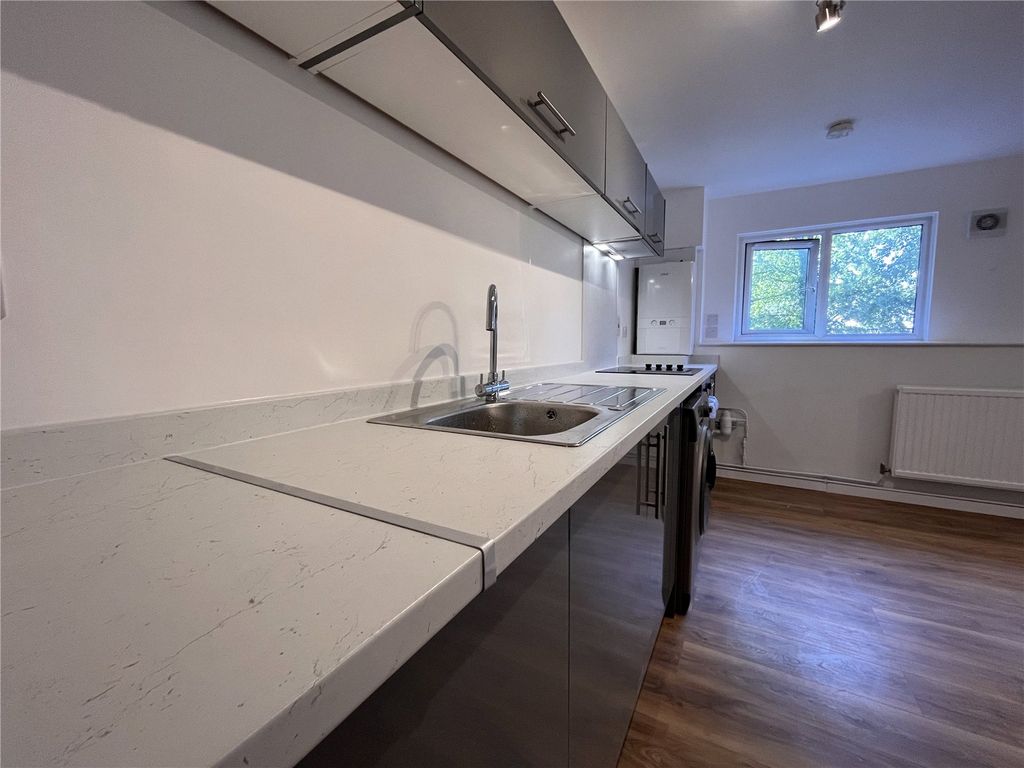 Property photo 3 of 8 Kitchen