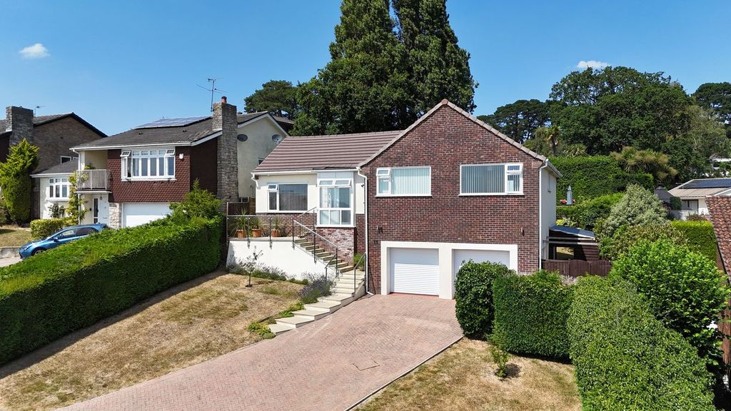 Property photo 1 of 37