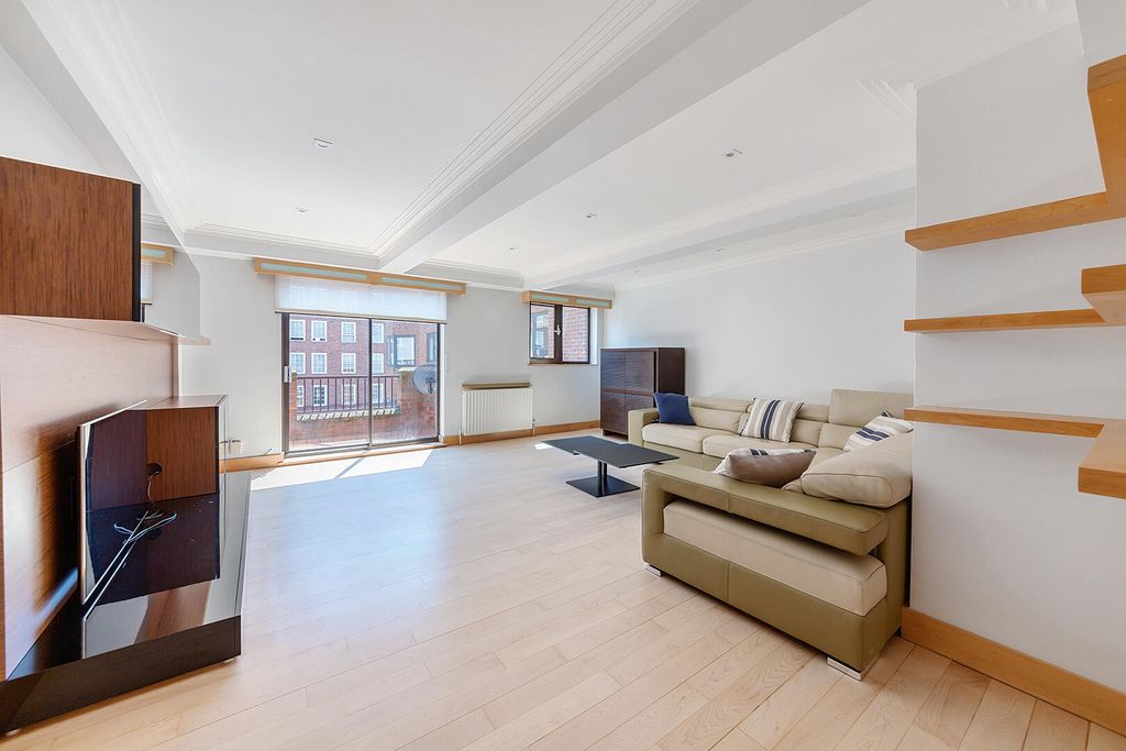 Property photo 2 of 14 Living Room