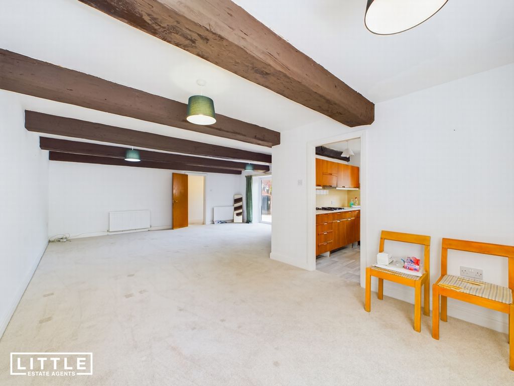 Property photo 3 of 11 Photo 5