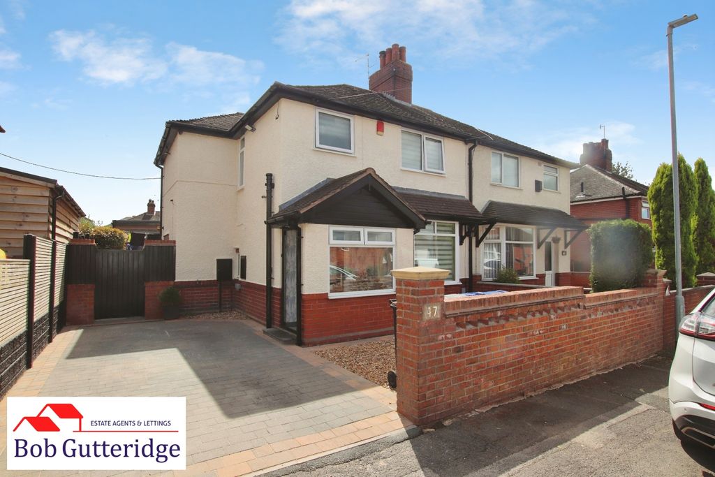 Property photo 1 of 28 Pbox-Img.Jpg