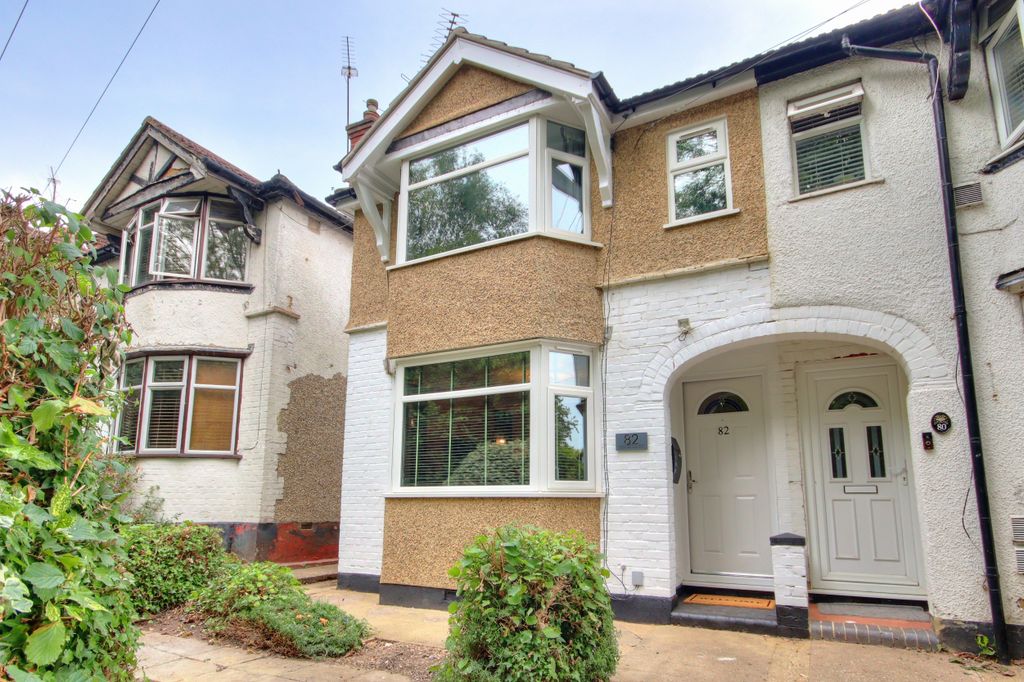 Property photo 1 of 21 External 2 (2)