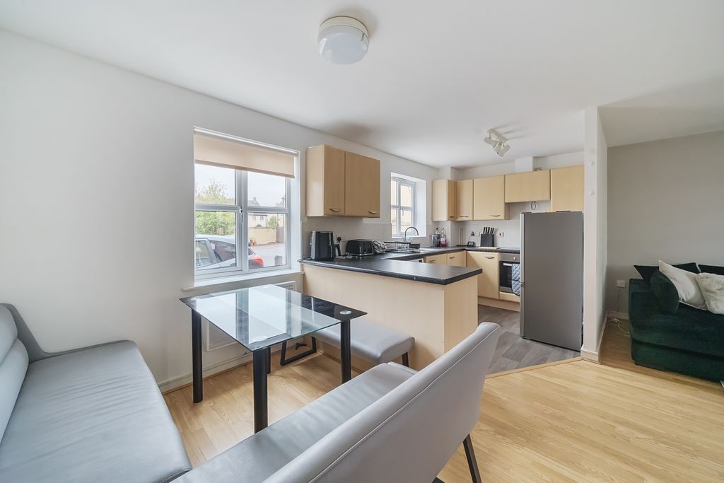 Property photo 2 of 11 1341734-12-68A444E736052