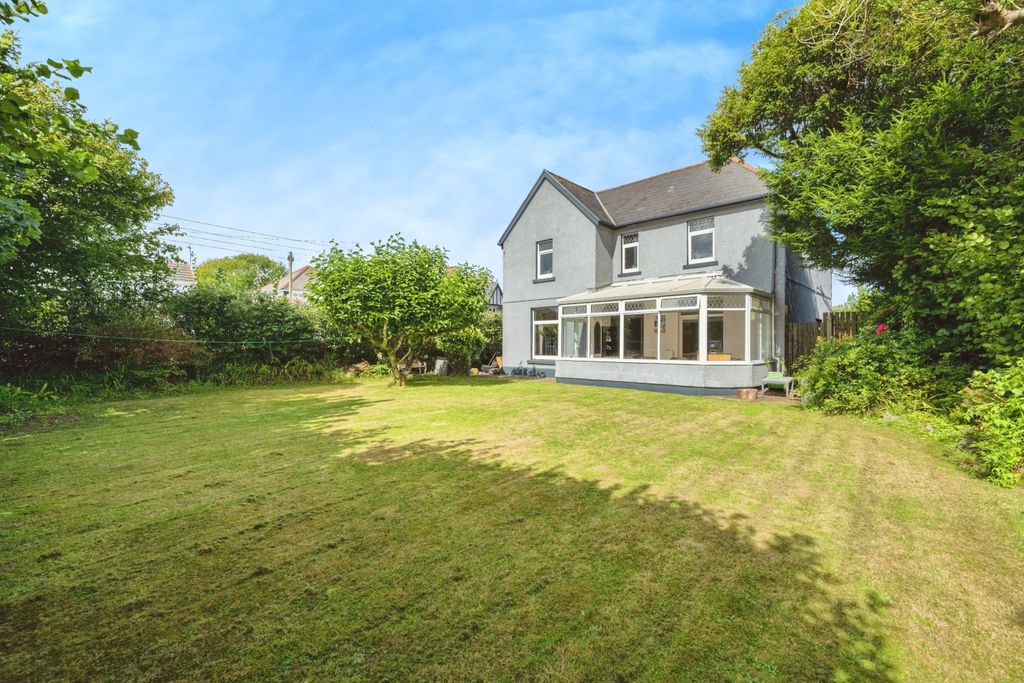 Property photo 1 of 30