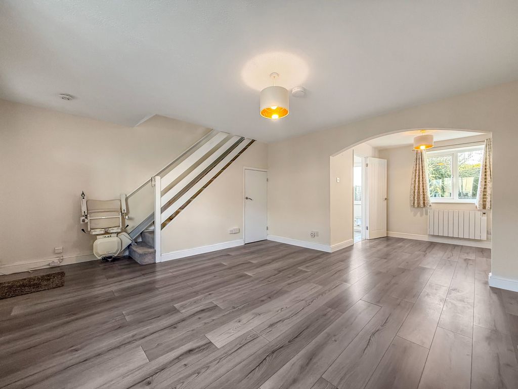 Property photo 3 of 19