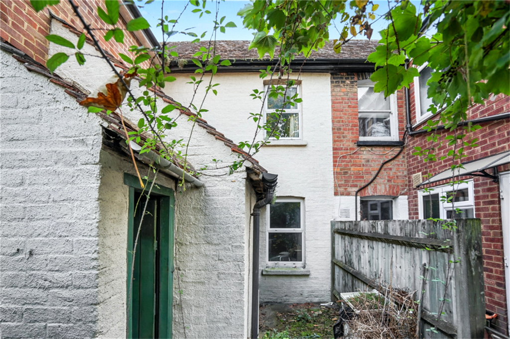 Property photo 3 of 8