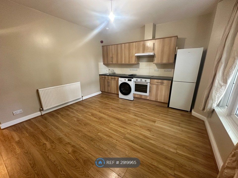 Property photo 2 of 8