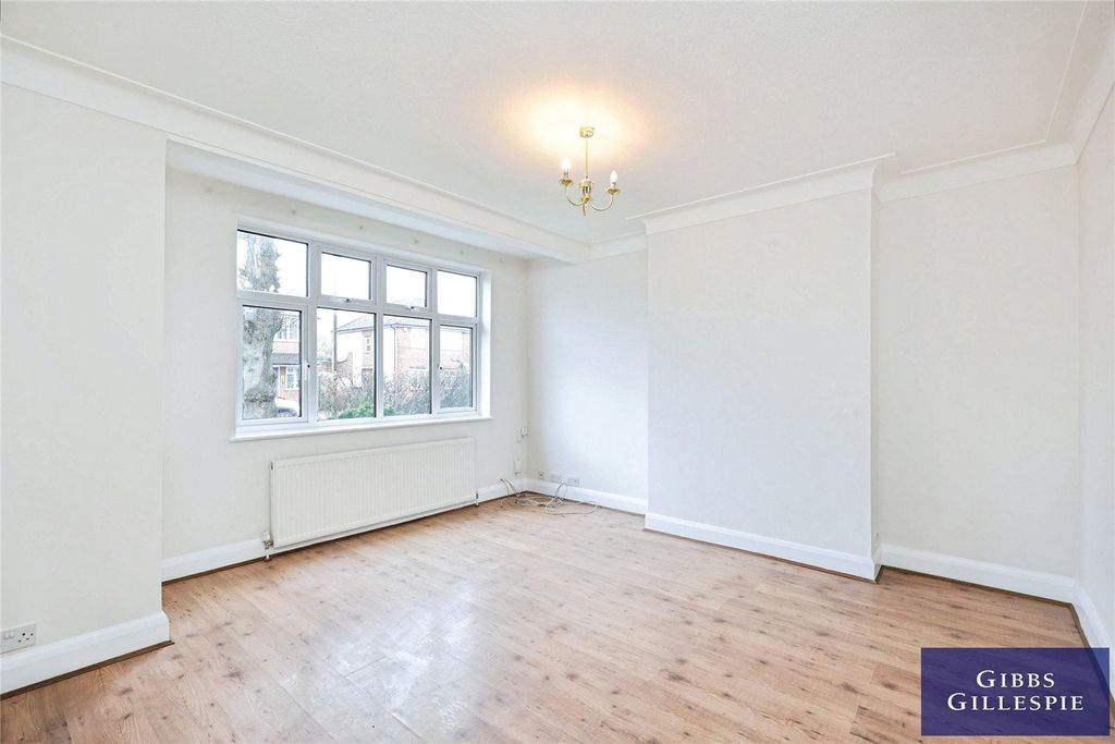 Property photo 3 of 10 Picture No. 19