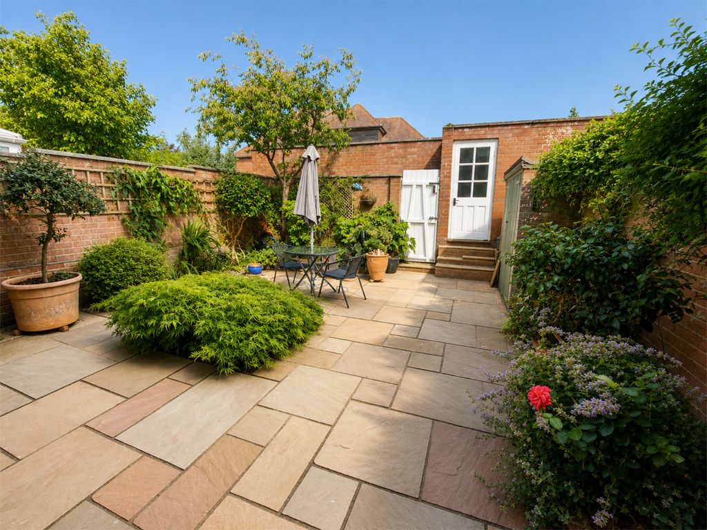Property photo 1 of 13 Wk 17 Garen