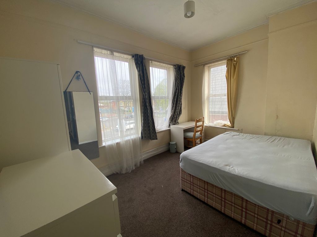 Property photo 3 of 10 Img_3268