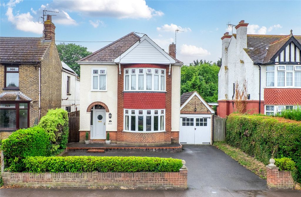 Property photo 1 of 37 Picture No. 06