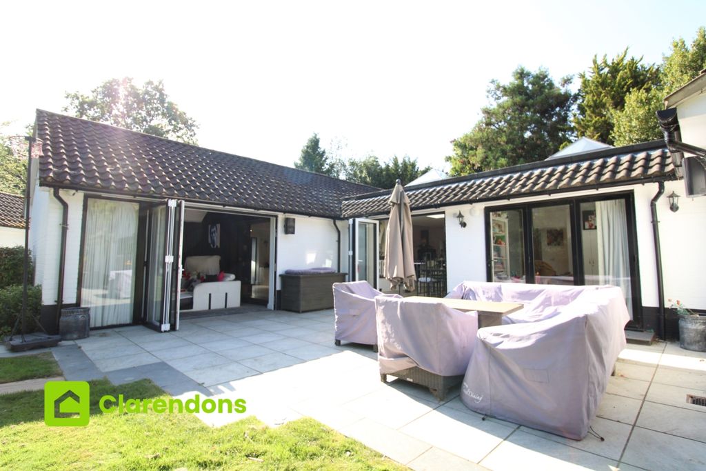 Additional image 41 of 5 bed detached bungalow for saleStation Road, Lingfield, Surrey RH7