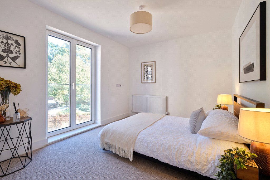 Property photo 3 of 8 Bedroom